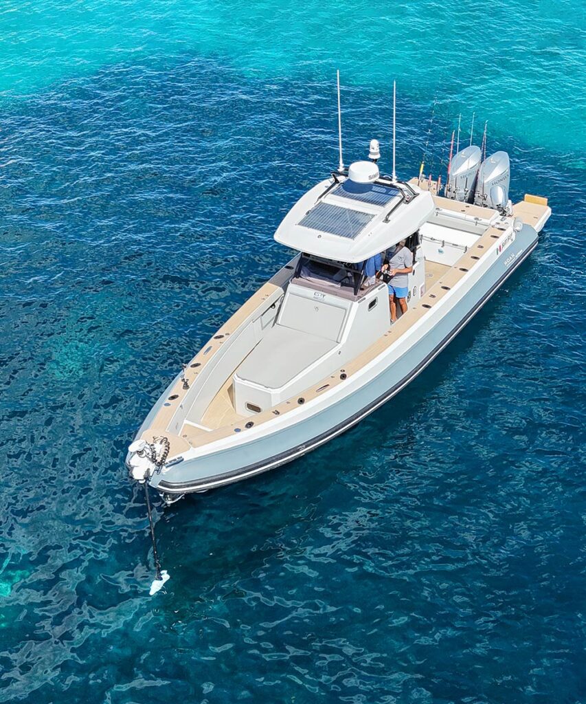Noah Fishing boat equipped with everything needed for fishing
